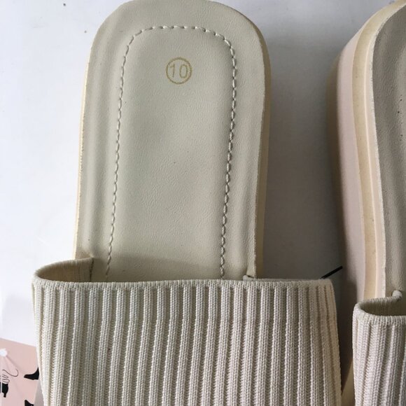 NWT Slyde Pillow Slide Women's Size 10 White Cushion Cream Sandals Slippers Spa - Picture 4 of 14